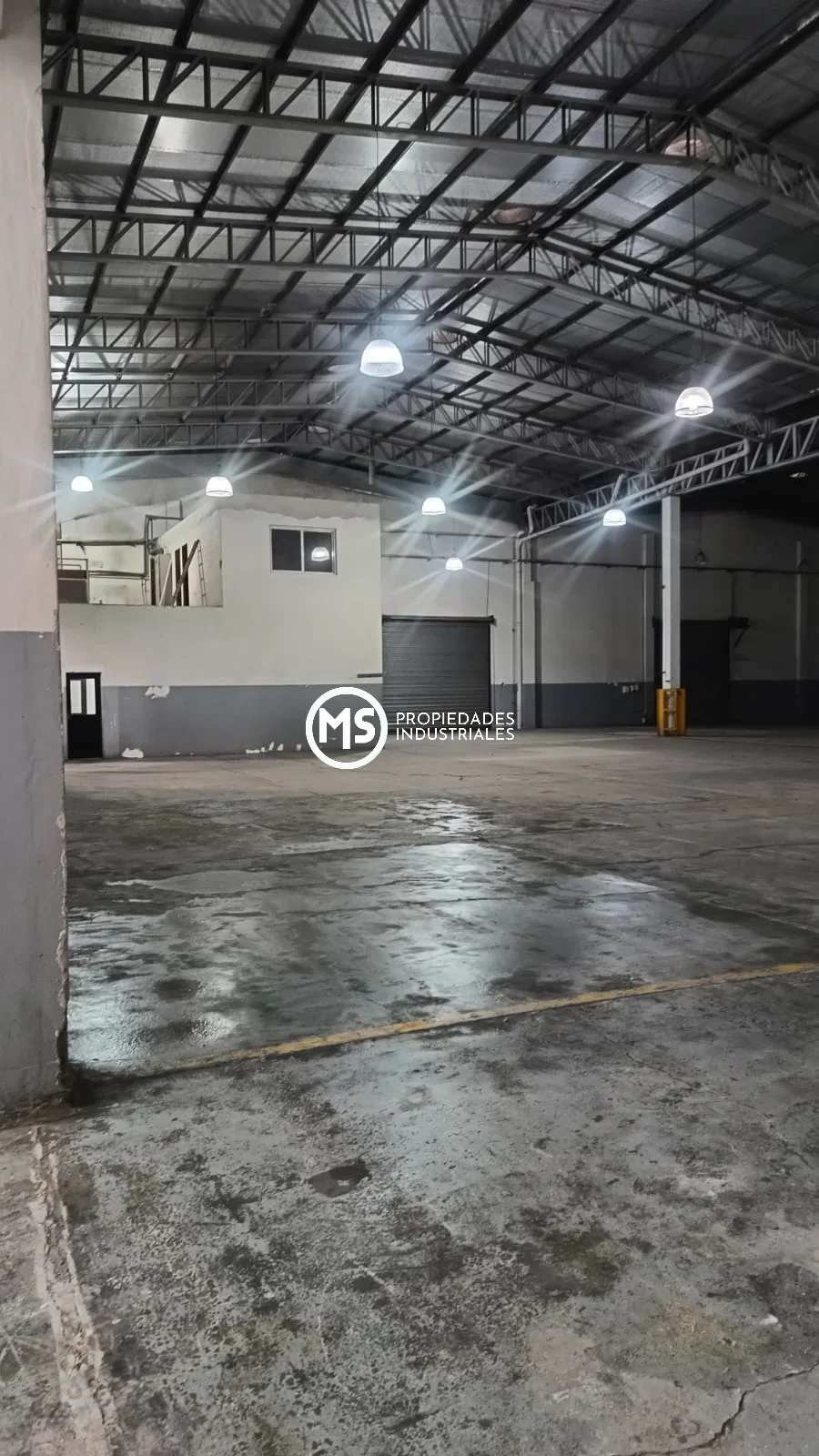 Nave de 1700m2 con Oficinas en Area Industrial Burzaco - foto 5