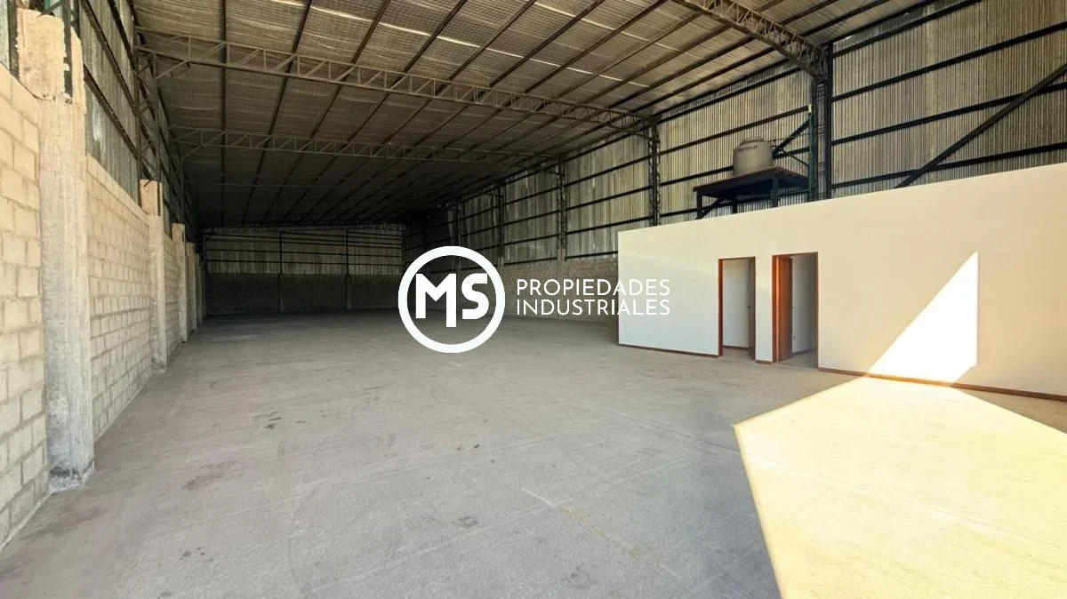 Nave Industrial 1200m2 en Guernica Parque Industrial Presidente Peron - foto 2